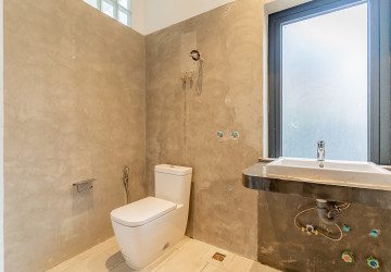 370 Sqm Green Office Space For Rent - Tonle Bassac, Phnom Penh thumbnail