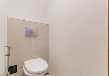 370 Sqm Green Office Space For Rent - Tonle Bassac, Phnom Penh thumbnail