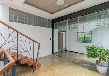 370 Sqm Green Office Space For Rent - Tonle Bassac, Phnom Penh thumbnail