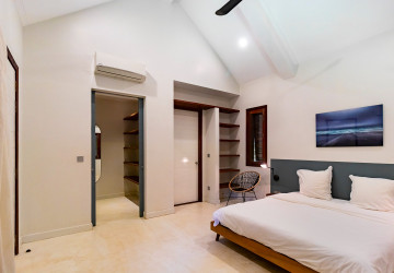 4 Bedroom Luxury Villa For Rent - Svay Dangkum, Siem Reap thumbnail