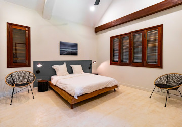 4 Bedroom Luxury Villa For Rent - Svay Dangkum, Siem Reap thumbnail