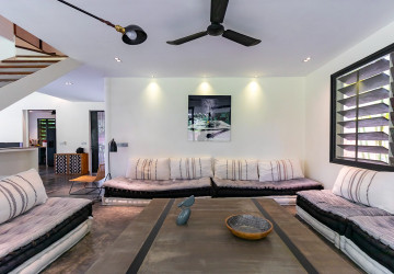 4 Bedroom Luxury Villa For Rent - Svay Dangkum, Siem Reap thumbnail