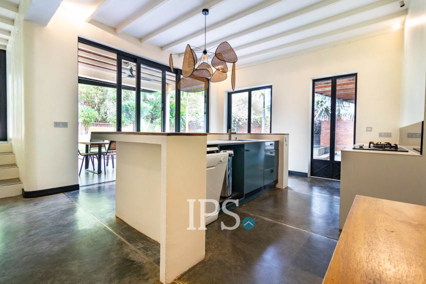 4 Bedroom Luxury Villa For Rent - Svay Dangkum, Siem Reap