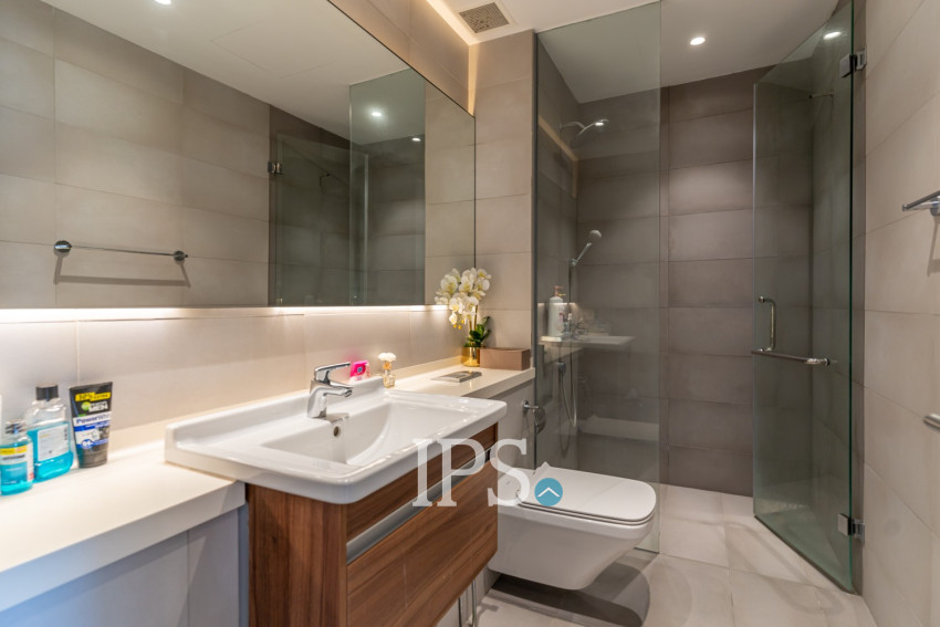 9th Floor 1 Bedroom Apartment For Sale - Embassy Central, BKK1, Phnom Penh