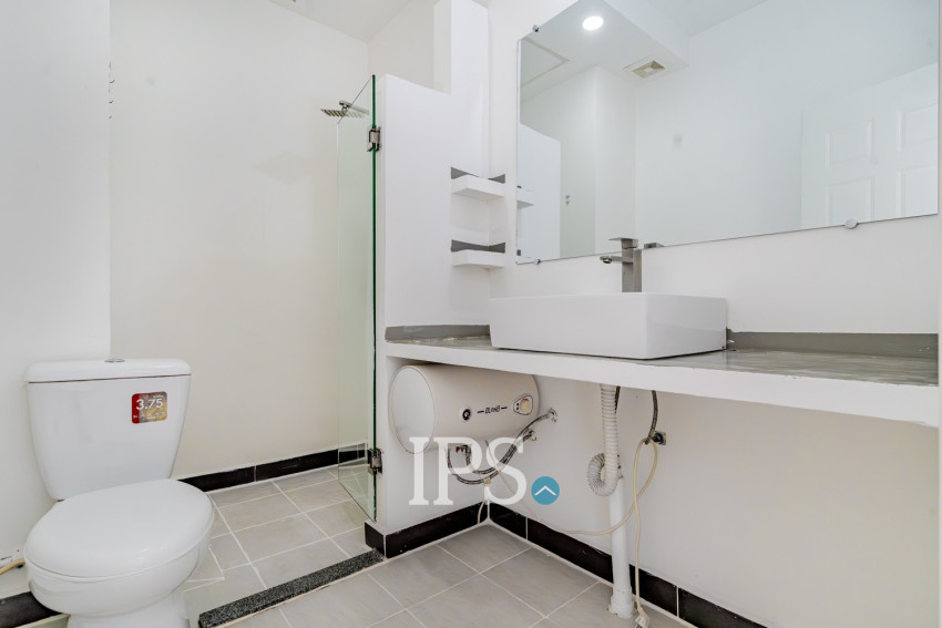 1 Bedroom Serviced Apartment For Rent - Tonle Bassac, Phnom Penh