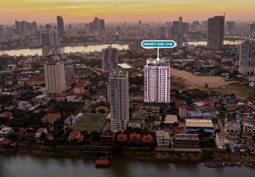 17th Floor 3 Bedroom Condo For Sale - Mekong View 6, Phnom Penh thumbnail