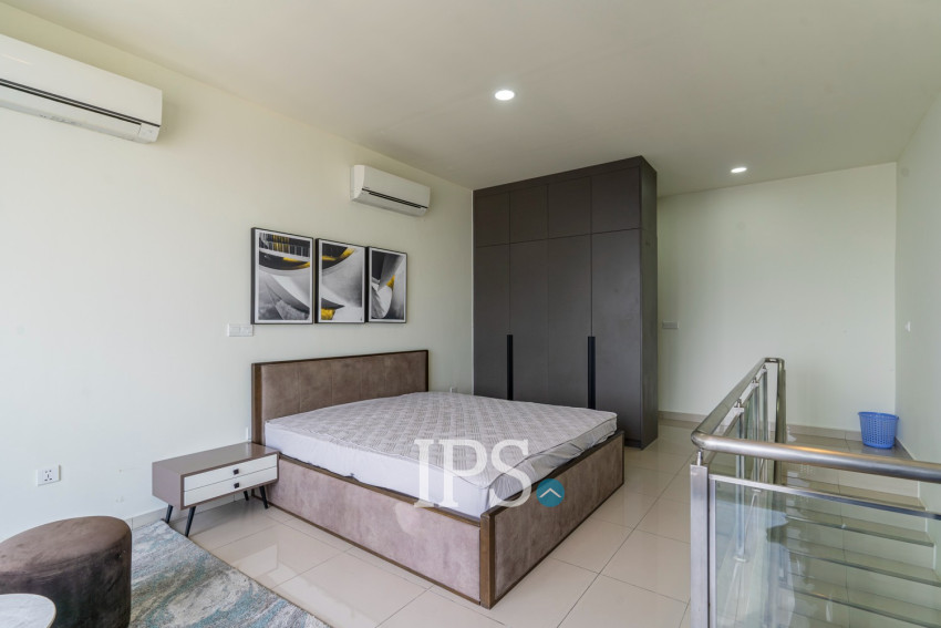 1 Bedroom Loft Condo For Rent - The Peak, Tonle Bassac, Phnom Penh