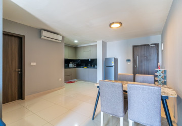 1 Bedroom Condo For Rent  - The Peak, Tonle Bassac, Phnom Penh thumbnail