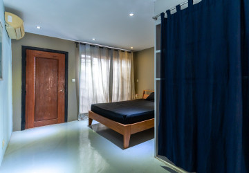 Renovated 2 Bedroom Apartment For Rent - Boeung Prolit, Khan 7 Makara, Phnom Penh thumbnail