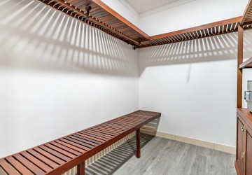 3 Bedroom Serviced Apartment For Rent - BKK1, Phnom Penh thumbnail