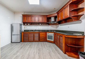 3 Bedroom Serviced Apartment For Rent - BKK1, Phnom Penh thumbnail