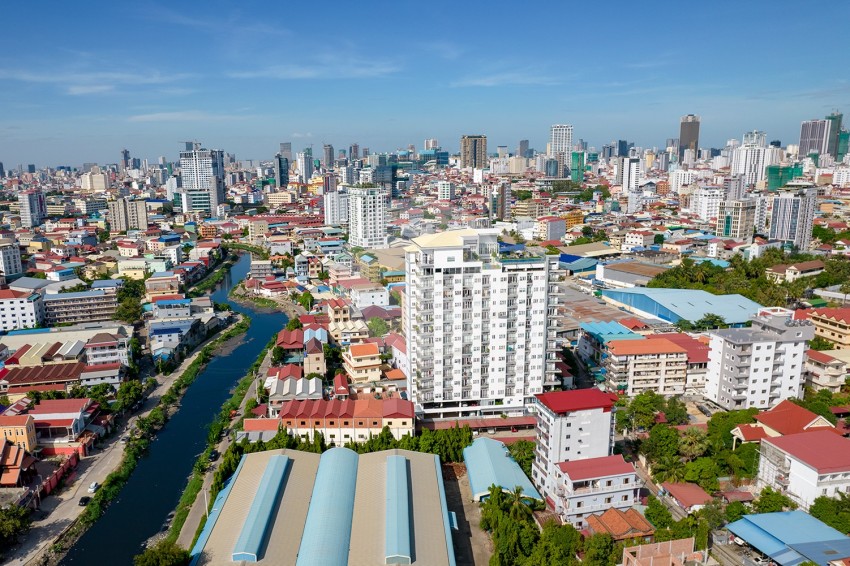 5th Floor 1 Bed Studio Apartment For Sale - PS Crystal, Phnom Penh