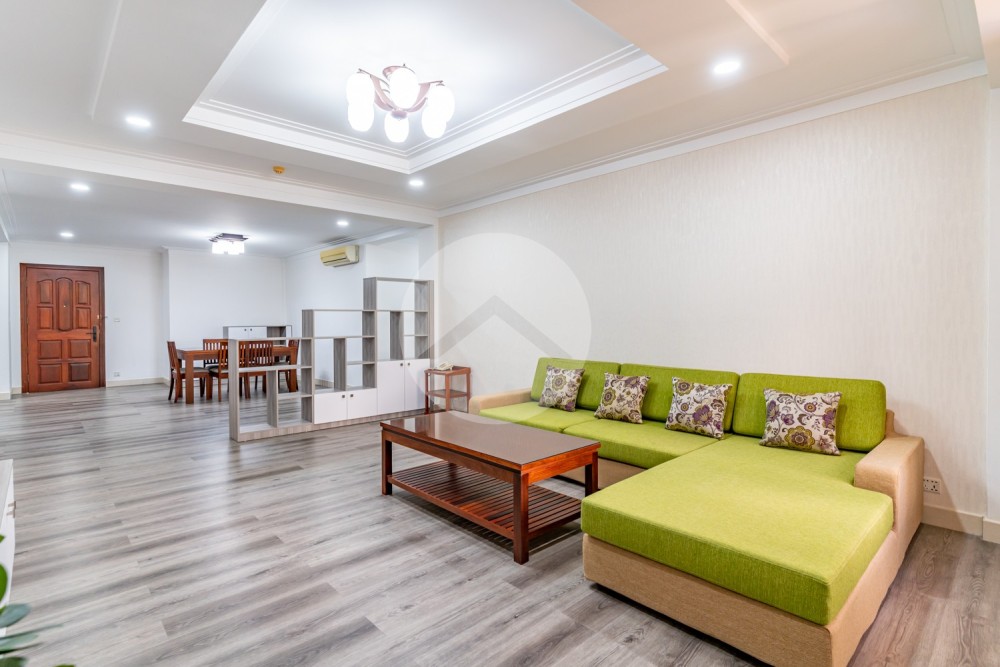 3 Bedroom Serviced Penthouse For Rent - BKK1, Phnom Penh - Image 9