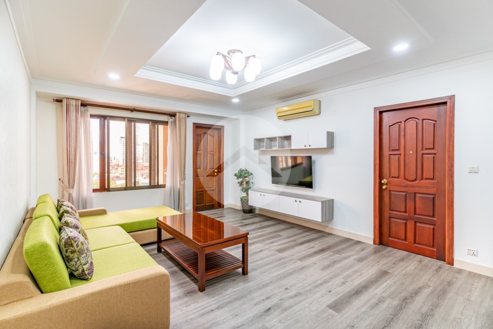 3 Bedroom Serviced Penthouse For Rent - BKK1, Phnom Penh - Image 11