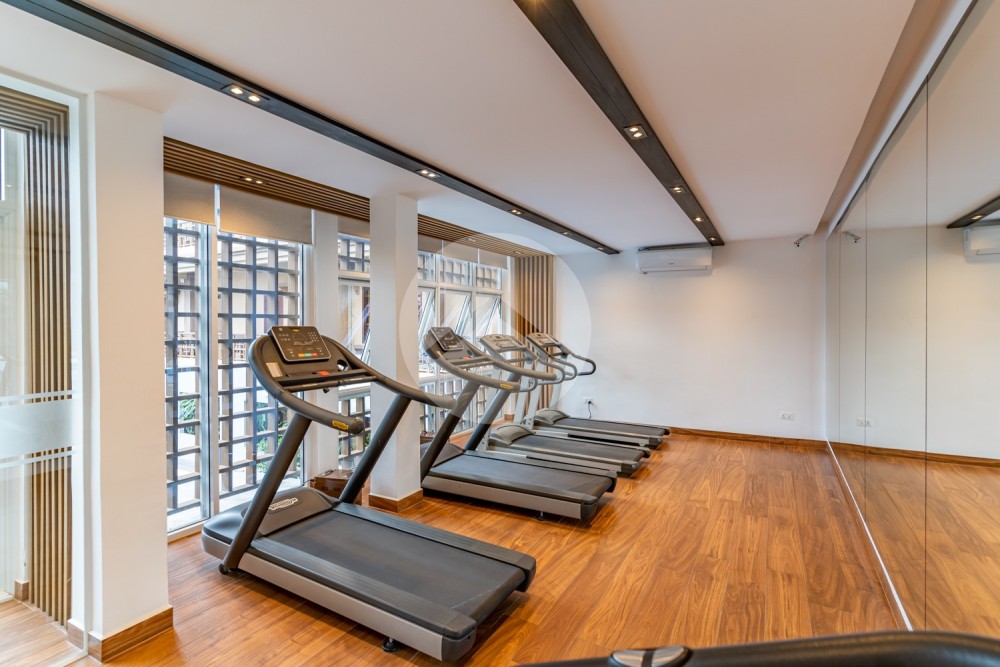 3 Bedroom Serviced Penthouse For Rent - BKK1, Phnom Penh - Image 44