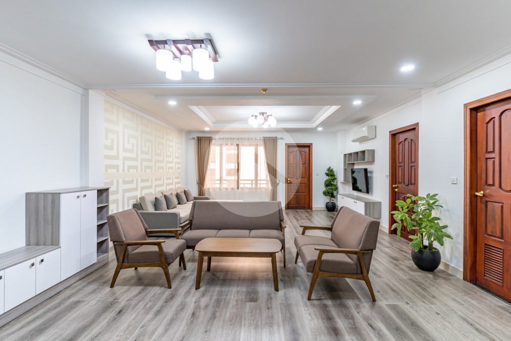 3 Bedroom Serviced Penthouse For Rent - BKK1, Phnom Penh