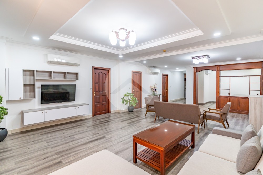 3 Bedroom Serviced Penthouse For Rent - BKK1, Phnom Penh - Image 7