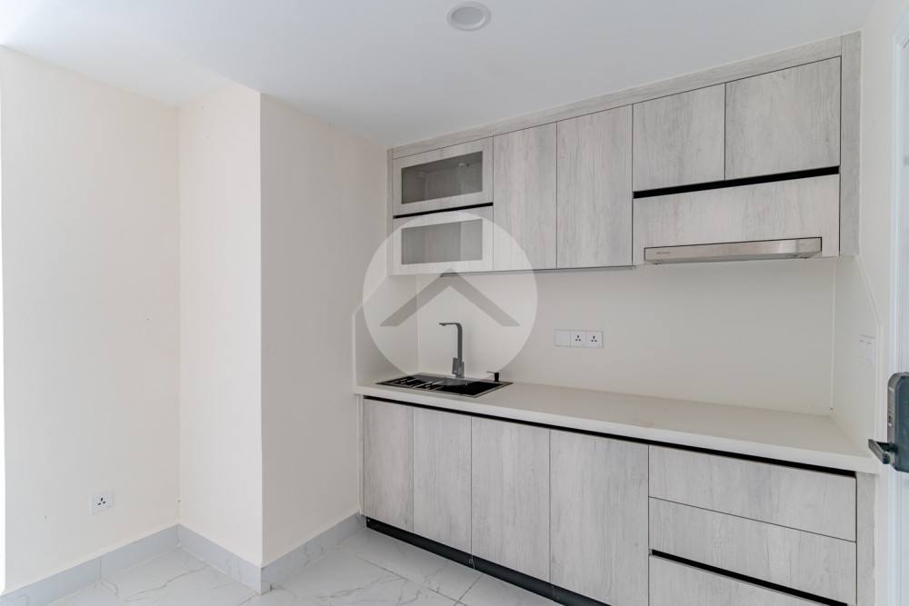 20th Floor Studio Condo For Sale - UK 548, Boeng Kak 1, Toul Kork, Phnom Penh - Image 5 20th Floor Studio Condo For Sale - UK 548, Boeng Kak 1, Toul Kork, Phnom Penh - Image 5