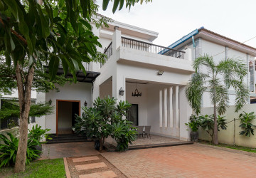 3 Bedroom House For Rent - Sala Kamreuk, Siem Reap thumbnail