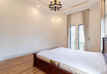 3 Bedroom House For Rent - Sala Kamreuk, Siem Reap thumbnail