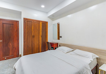1 Bedroom Serviced Apartment For Rent - Chey Chumneah, Phnom Penh thumbnail
