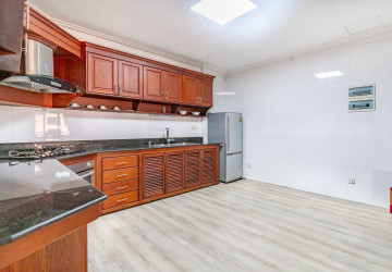 2 Bedroom Serviced Apartment For Rent - BKK1, Phnom Penh thumbnail