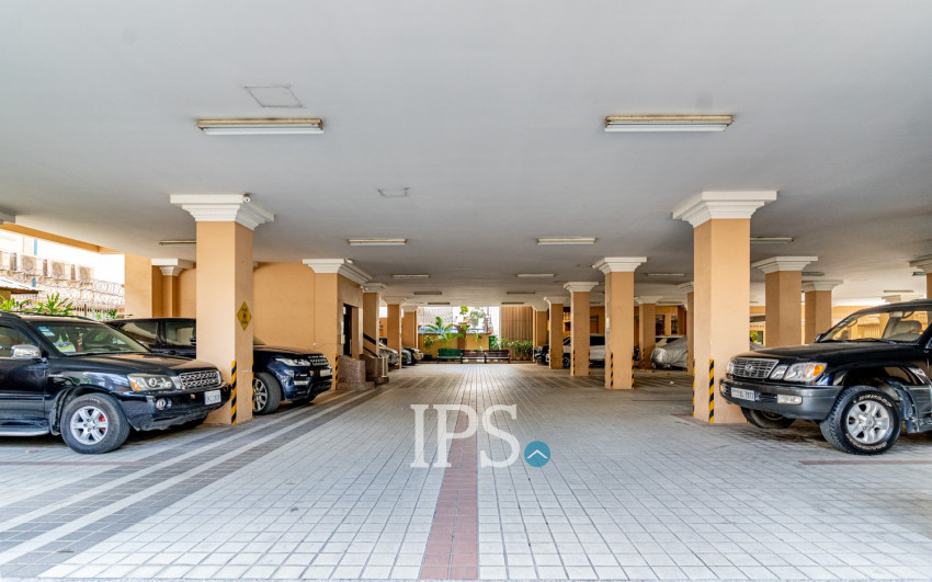 2 Bedroom Serviced Apartment For Rent - BKK1, Phnom Penh