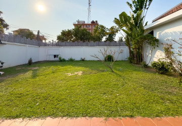 2 Bedroom Villa For Rent - Svay Dangkum, Siem Reap thumbnail
