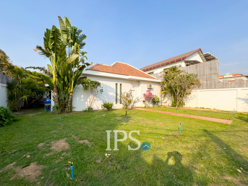 2 Bedroom Villa For Rent - Svay Dangkum, Siem Reap