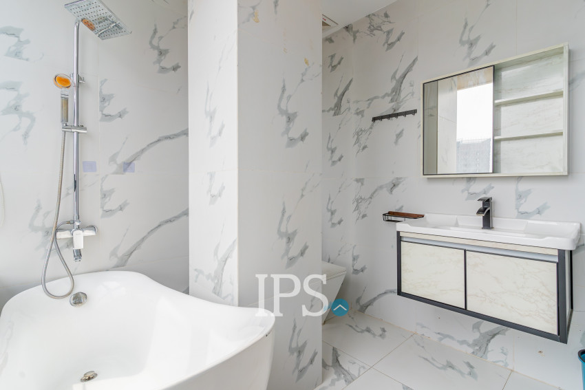 4 Bedroom Penthouse For Rent - Boeung Tumpun, Phnom Penh