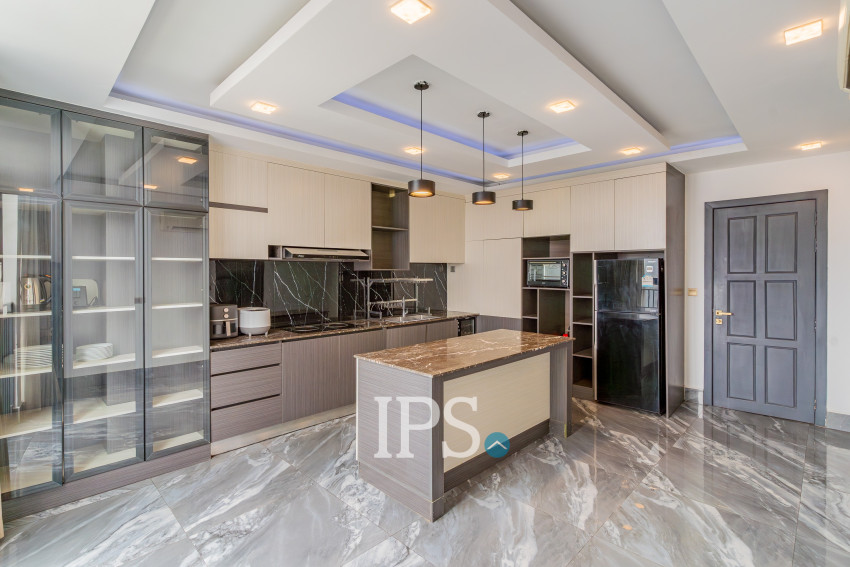 4 Bedroom Penthouse For Rent - Boeung Tumpun, Phnom Penh