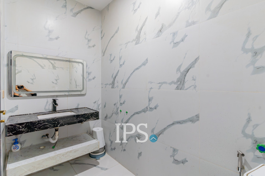 4 Bedroom Penthouse For Rent - Boeung Tumpun, Phnom Penh