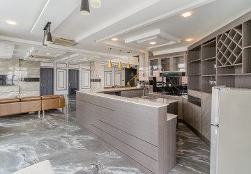 4 Bedroom Penthouse For Rent - Boeung Tumpun, Phnom Penh thumbnail