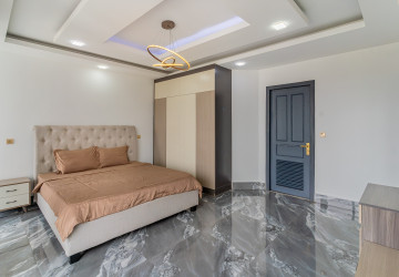 4 Bedroom Penthouse For Rent - Boeung Tumpun, Phnom Penh thumbnail