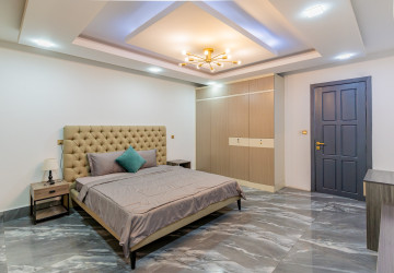 4 Bedroom Penthouse For Rent - Boeung Tumpun, Phnom Penh thumbnail