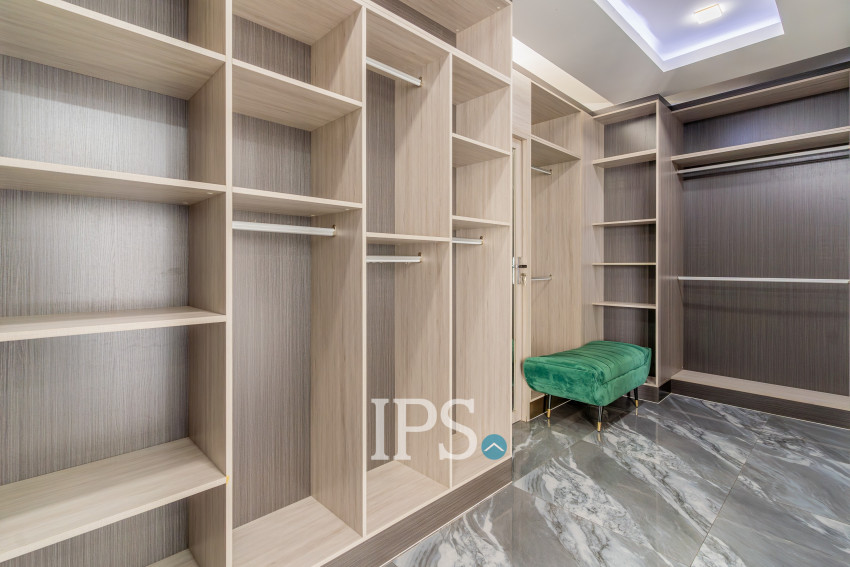 4 Bedroom Penthouse For Rent - Boeung Tumpun, Phnom Penh