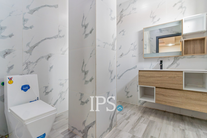 4 Bedroom Penthouse For Rent - Boeung Tumpun, Phnom Penh