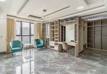 4 Bedroom Penthouse For Rent - Boeung Tumpun, Phnom Penh thumbnail