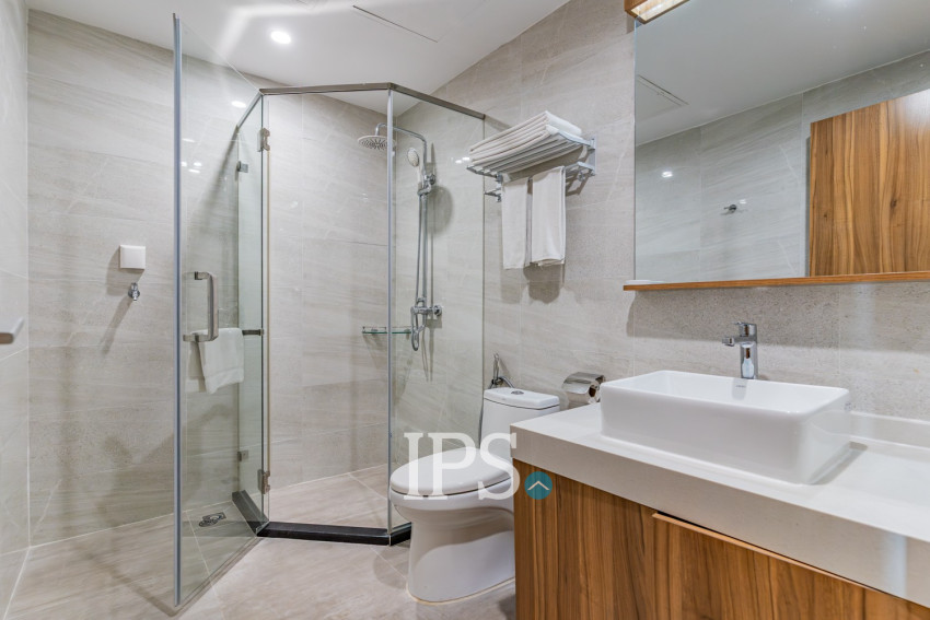 4 Bedroom Serviced Apartment For Rent - Tonle Bassac, Phnom Penh