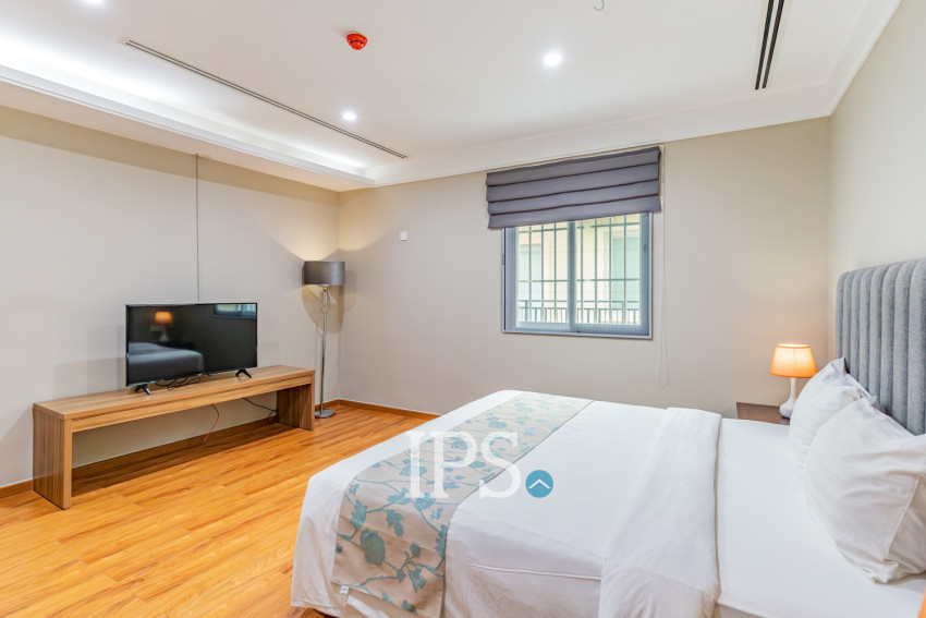4 Bedroom Serviced Apartment For Rent - Tonle Bassac, Phnom Penh