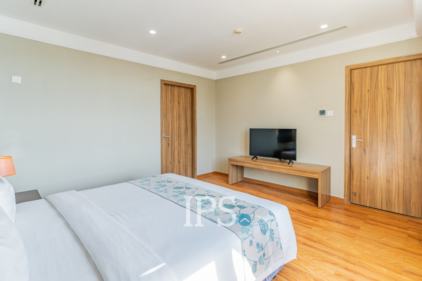 4 Bedroom Serviced Apartment For Rent - Tonle Bassac, Phnom Penh
