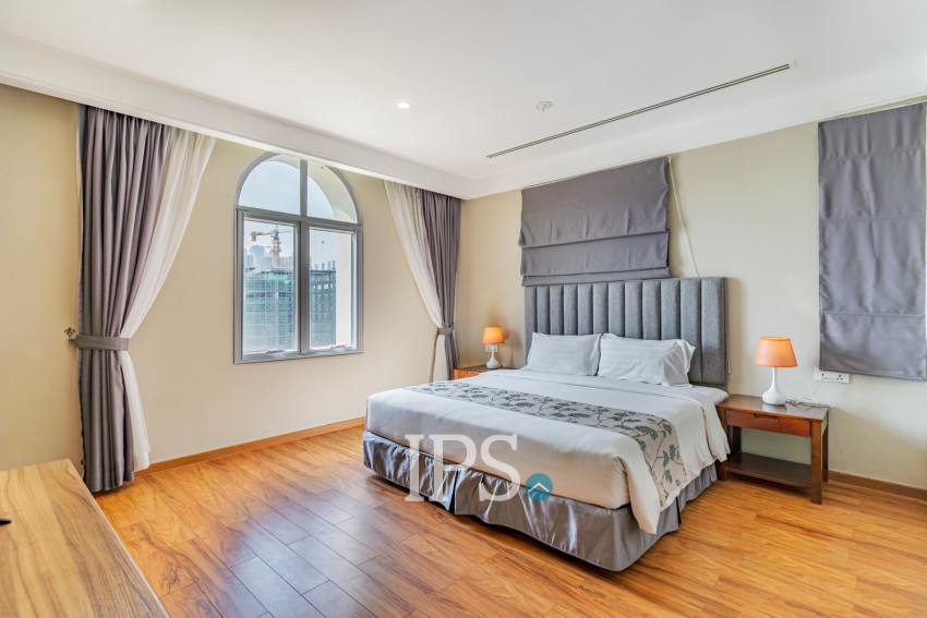 4 Bedroom Serviced Apartment For Rent - Tonle Bassac, Phnom Penh