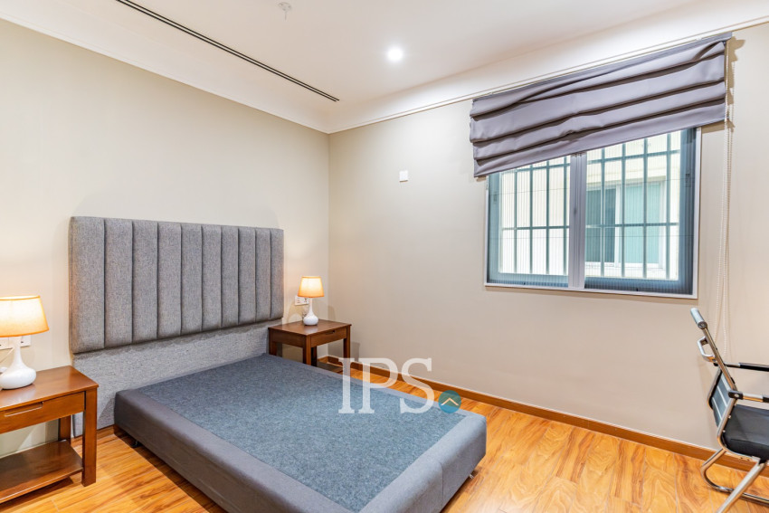 4 Bedroom Serviced Apartment For Rent - Tonle Bassac, Phnom Penh