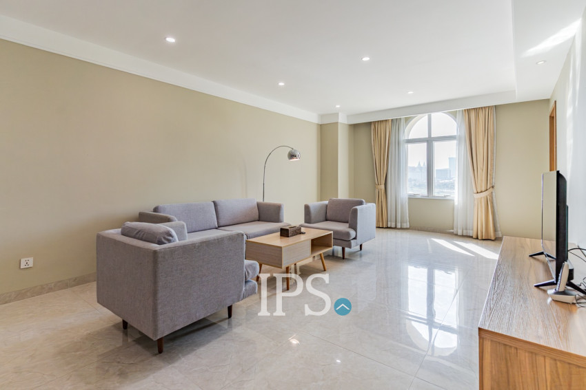 4 Bedroom Serviced Apartment For Rent - Tonle Bassac, Phnom Penh