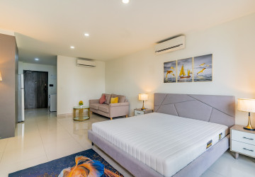 Studio Condo For Rent - The Peak, Tonle Bassac, Phnom Penh thumbnail
