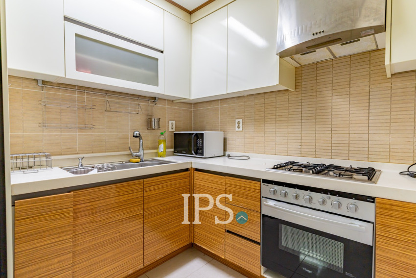 2 Bedroom Condo For Rent - De Castle Royal, BKK1, Phnom Penh