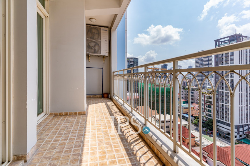 2 Bedroom Condo For Rent - De Castle Royal, BKK1, Phnom Penh