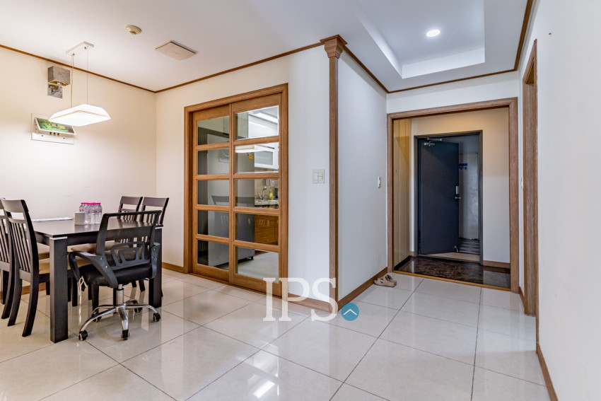 2 Bedroom Condo For Rent - De Castle Royal, BKK1, Phnom Penh