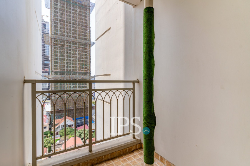 2 Bedroom Condo For Rent - De Castle Royal, BKK1, Phnom Penh
