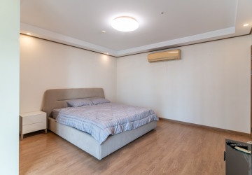 2 Bedroom Condo For Rent - De Castle Royal, BKK1, Phnom Penh thumbnail